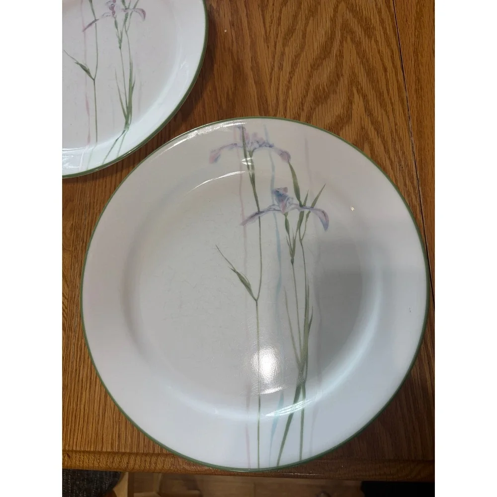 Corelle Iris Dinnerware Set 6 Dinner Plates and 1 Casserole Dish White Floral